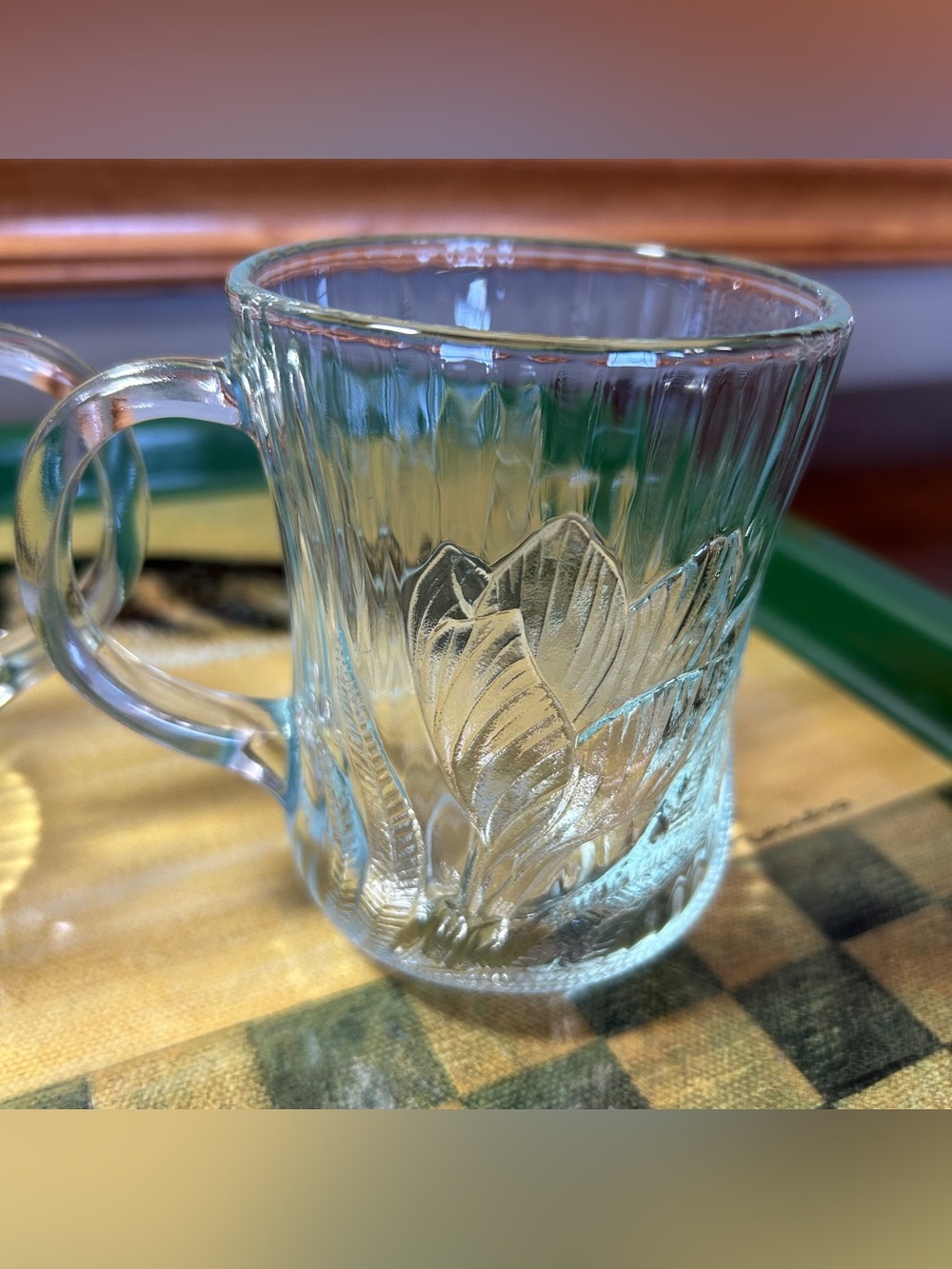 Vintage Arcoroc Canterbury Crocus Clear Glass Mugs Set of 2 - Picture 5 of 11